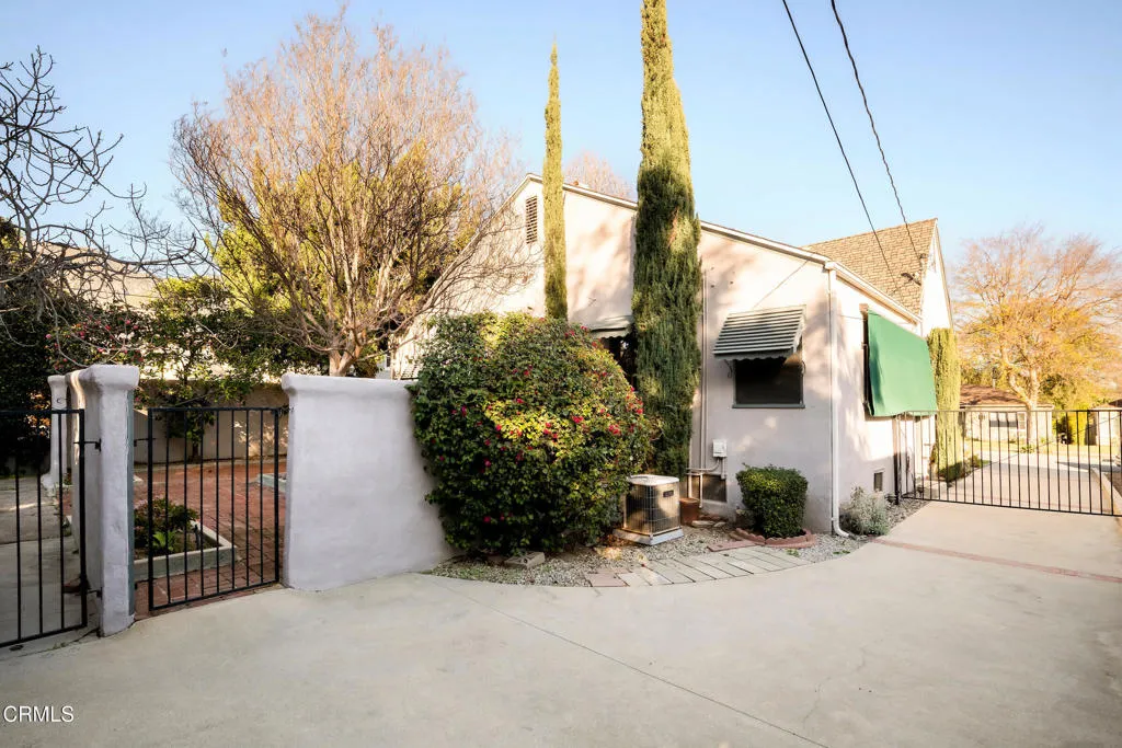 1533 Coolidge Avenue, Pasadena, California 91104 home-pic-25