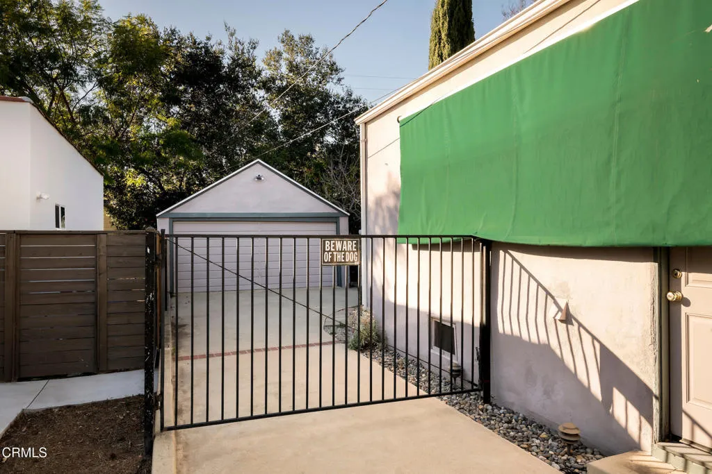1533 Coolidge Avenue, Pasadena, California 91104 home-pic-24