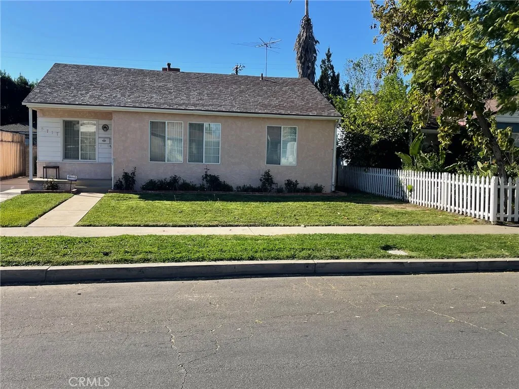 5717 Natick Avenue, Sherman Oaks, California 91411 home-pic-11