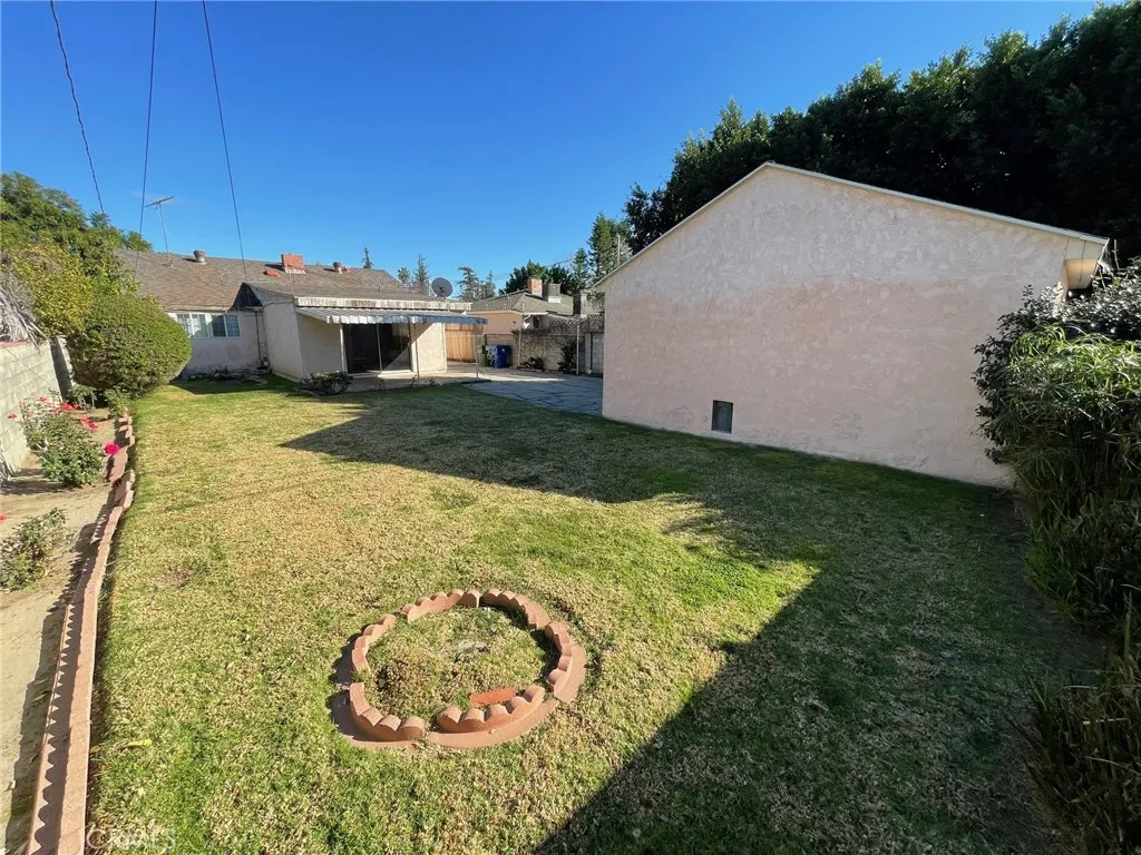 5717 Natick Avenue, Sherman Oaks, California 91411 home-pic-15