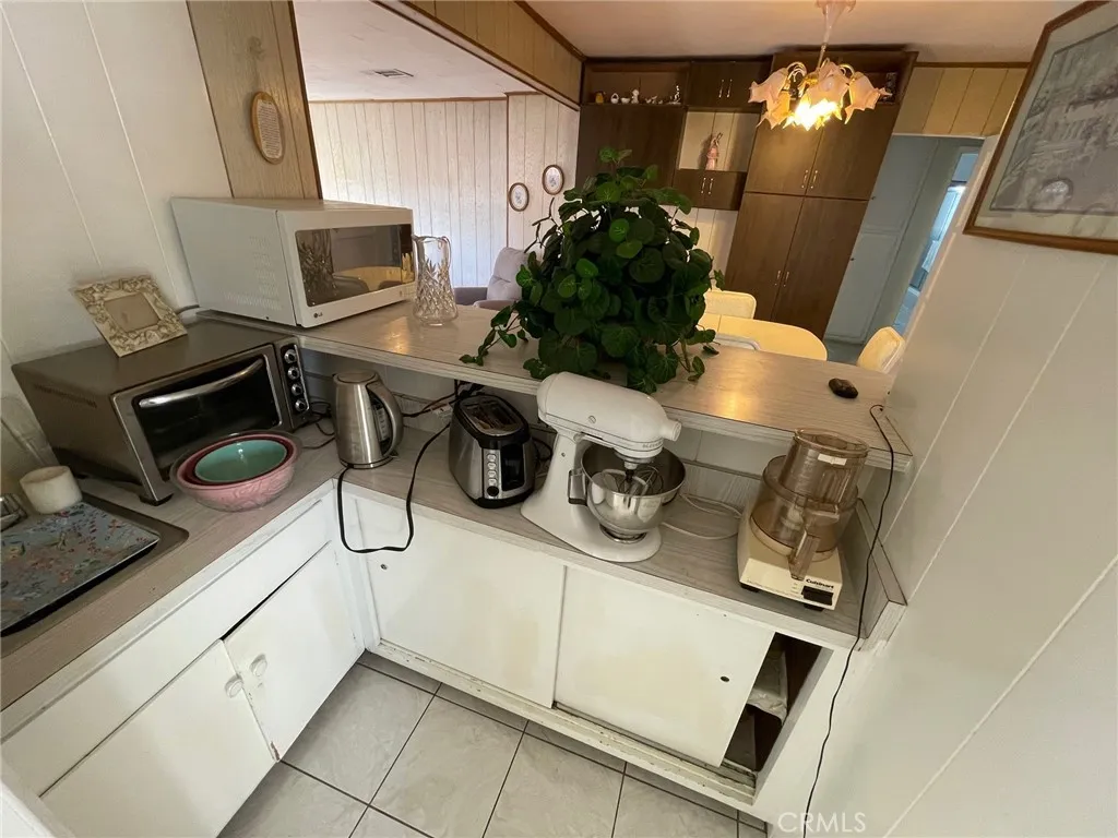 5717 Natick Avenue, Sherman Oaks, California 91411 home-pic-13