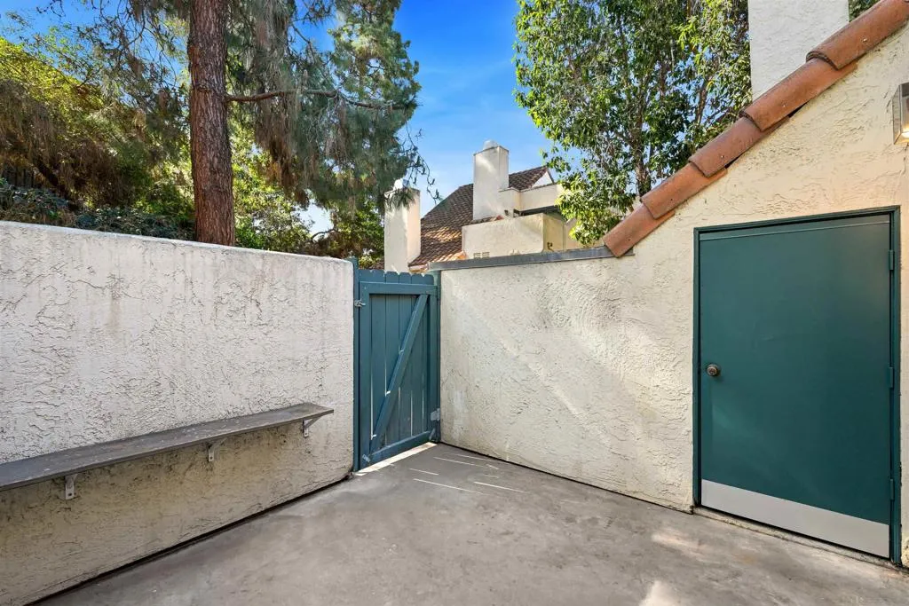 317 N Melrose Dr G, Vista, California 92083 home-pic-22