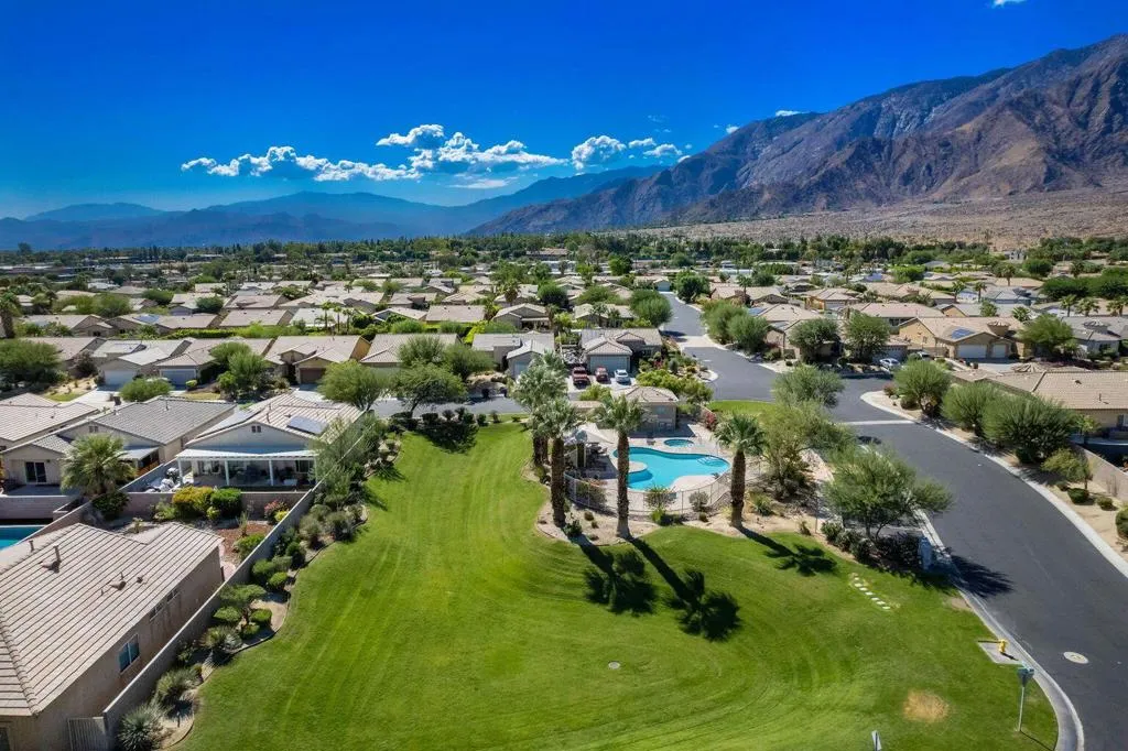3864 Mission Peak, Palm Springs, California 92262 home-pic-30