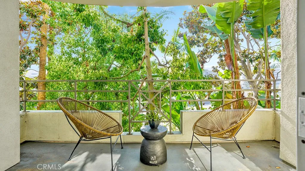 2233 Martin 216, Irvine, California 92612 home-pic-16
