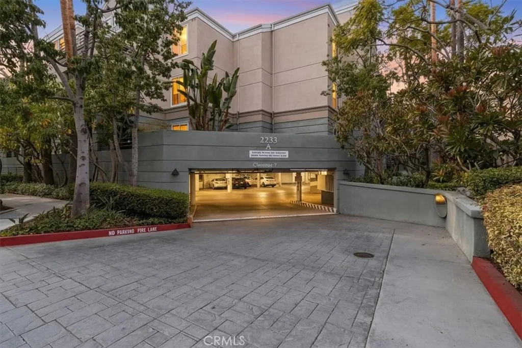 2233 Martin 216, Irvine, California 92612 home-pic-22