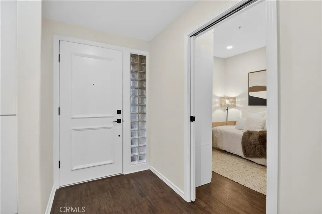 2233 Martin 216, Irvine, California 92612 home-pic-10