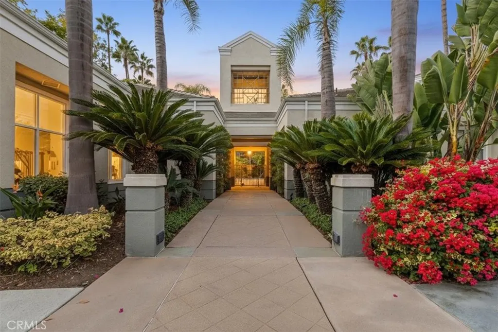 2233 Martin 216, Irvine, California 92612 home-pic-23
