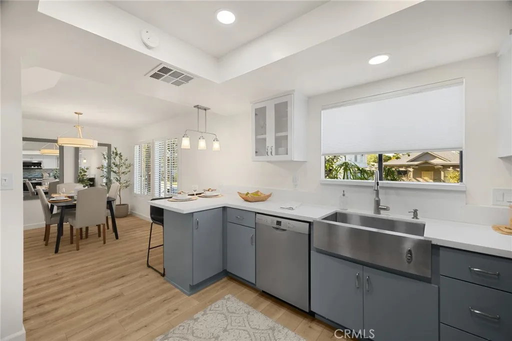 6308 Friends Avenue A, Whittier, California 90601 home-pic-14