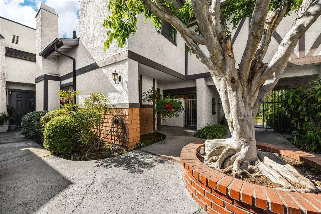 6308 Friends Avenue A, Whittier, California 90601 home-pic-30