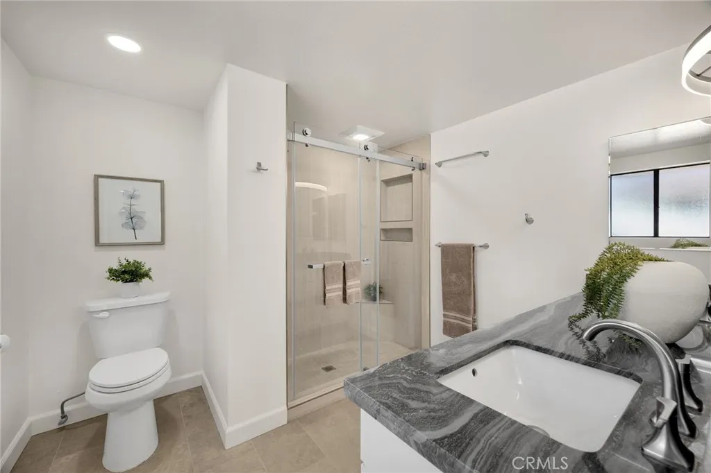 6308 Friends Avenue A, Whittier, California 90601 home-pic-22