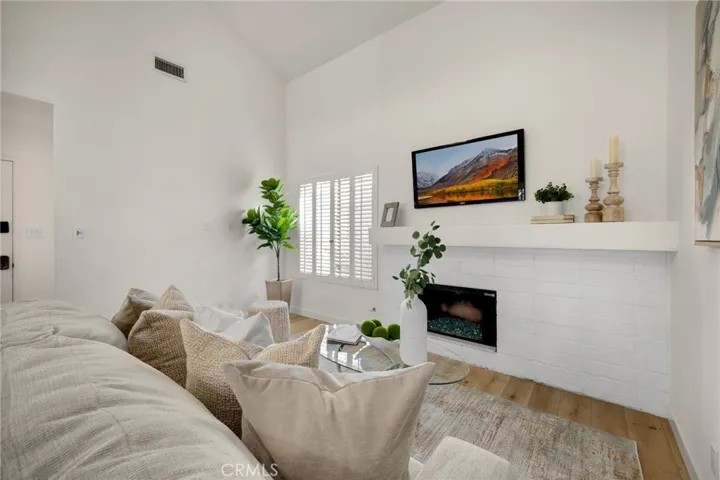 6308 Friends Avenue A, Whittier, California 90601