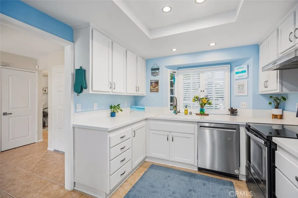 3325 Calle La Veta, San Clemente, California 92672 home-pic-18