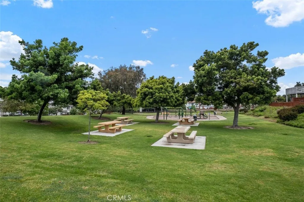 3325 Calle La Veta, San Clemente, California 92672 home-pic-43