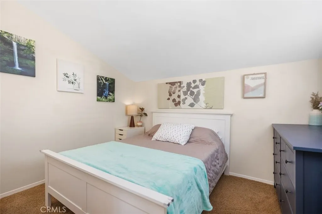 3325 Calle La Veta, San Clemente, California 92672 home-pic-25