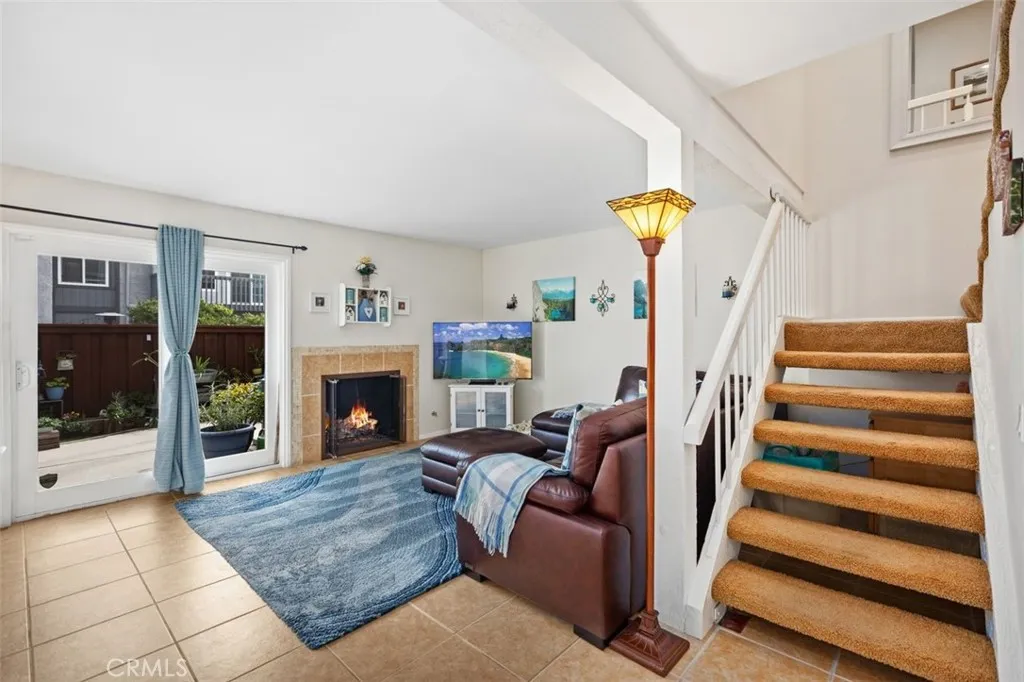3325 Calle La Veta, San Clemente, California 92672 home-pic-6