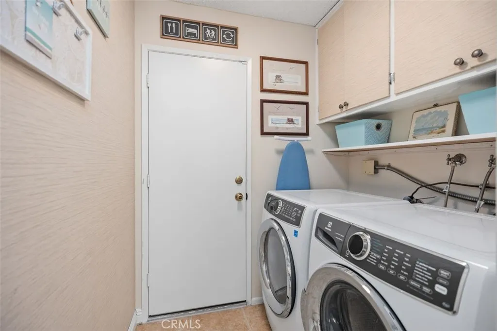 3325 Calle La Veta, San Clemente, California 92672 home-pic-23