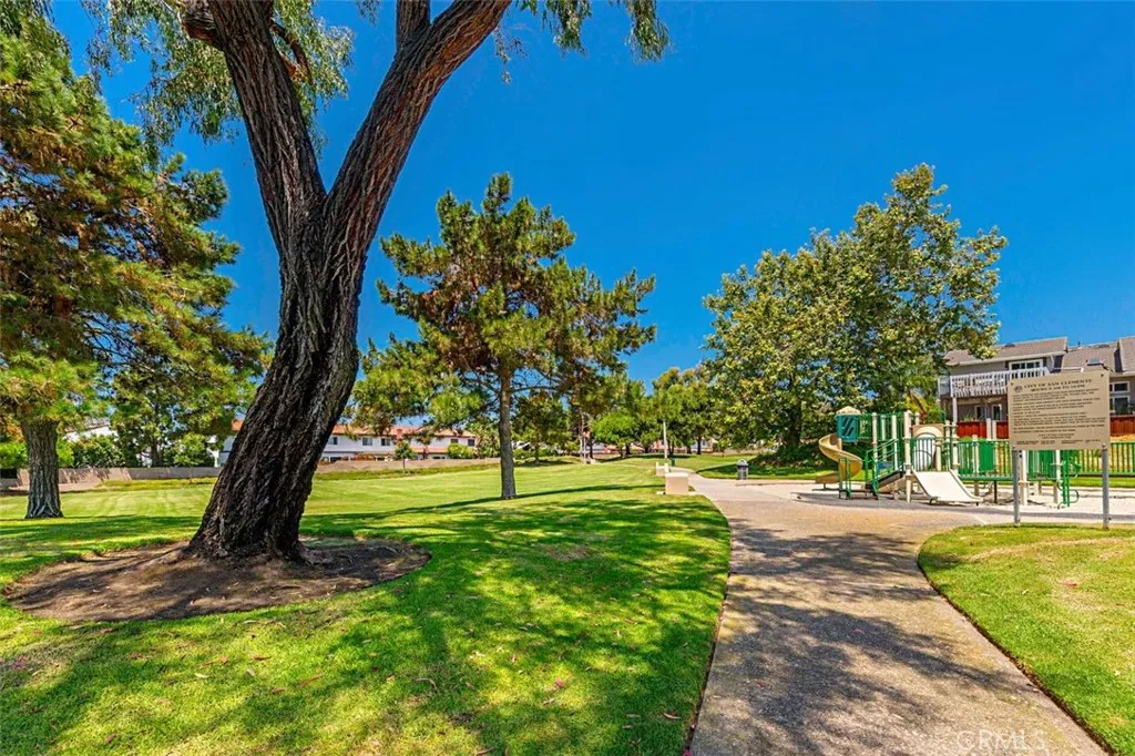 3325 Calle La Veta, San Clemente, California 92672 home-pic-41