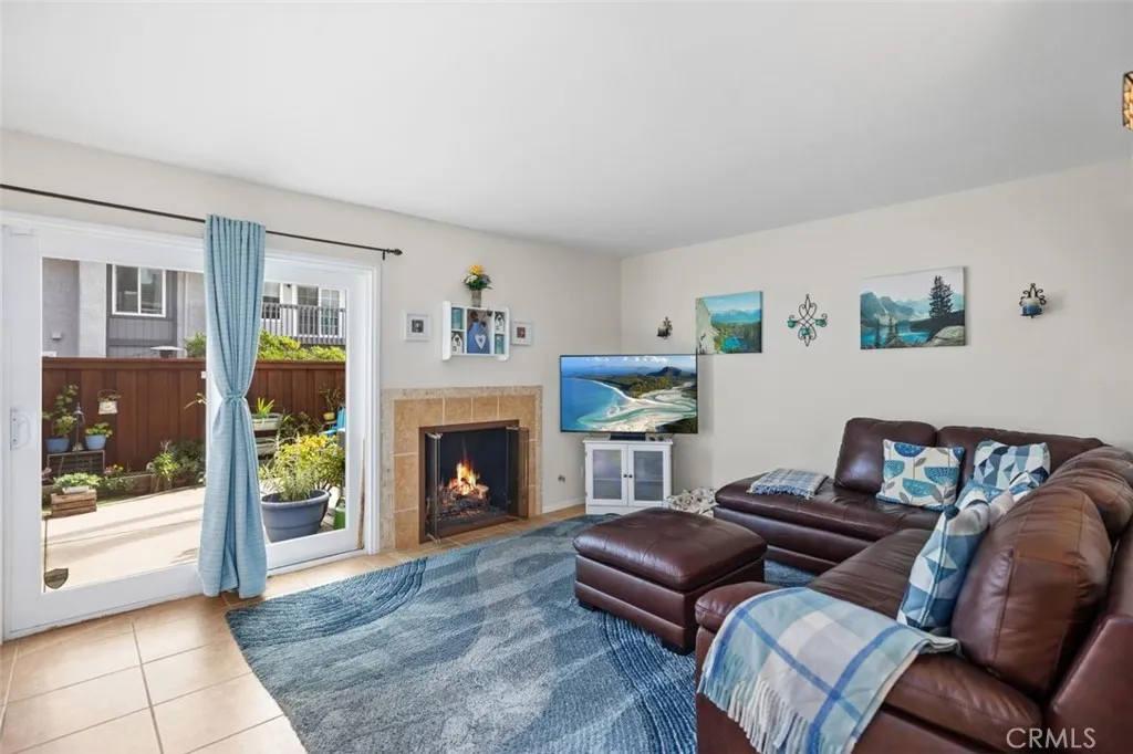 3325 Calle La Veta, San Clemente, California 92672 home-pic-7