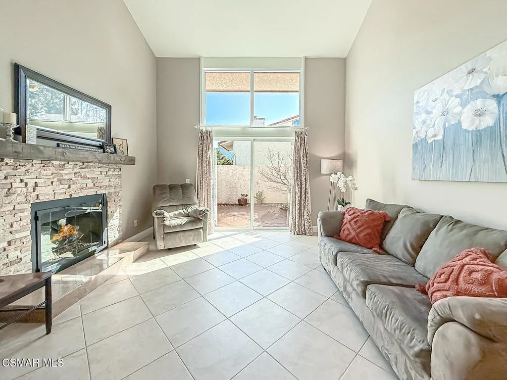3634 San Vincente Lane, Newbury Park, California 91320 home-pic-6