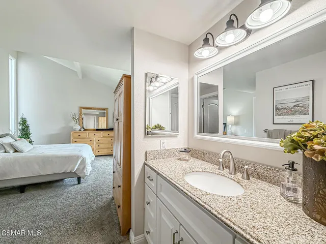 iPrimary Bedroom Suite and Balcony5