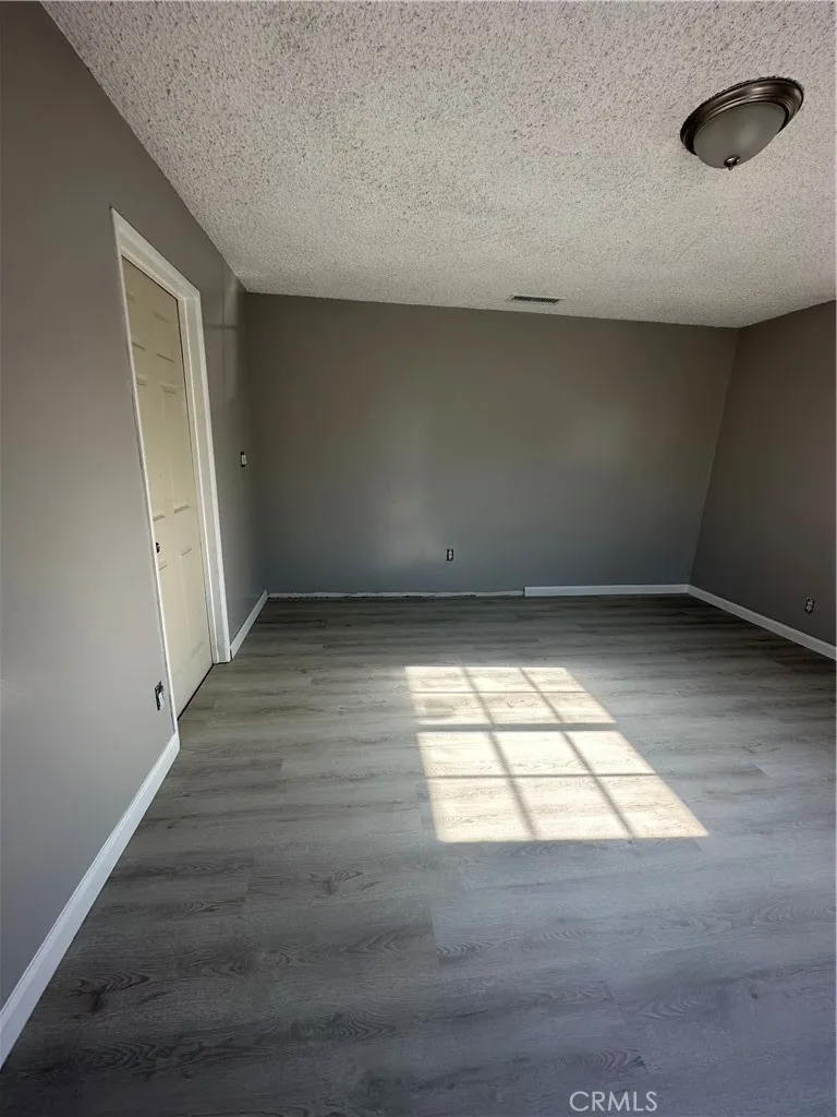 425 Elm, Inglewood, California 90301 home-pic-19