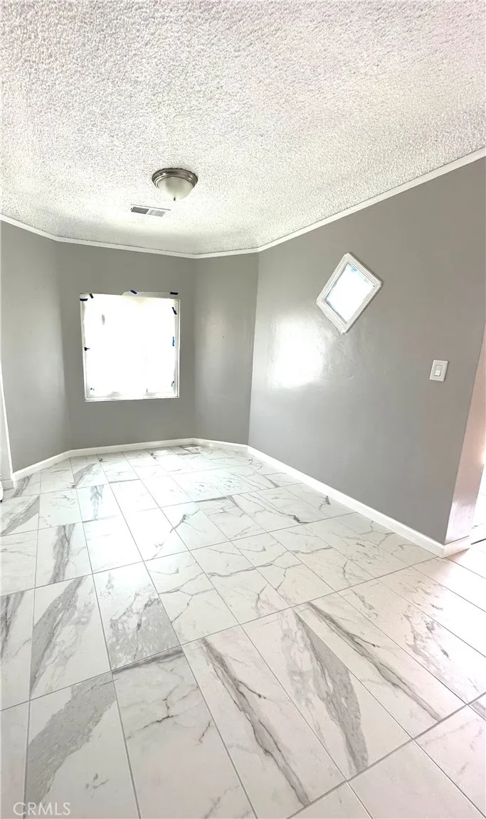 425 Elm, Inglewood, California 90301 home-pic-7