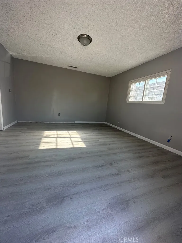 425 Elm, Inglewood, California 90301 home-pic-16