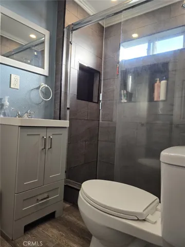 Unit 2 Bathroom
