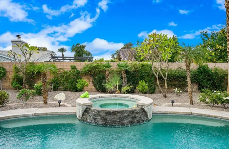 39-custom-SDEsplanade_OPMG_0126_032