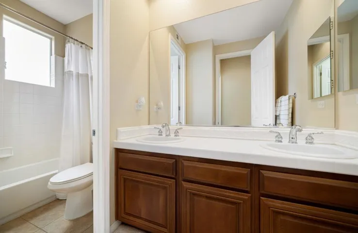 34-custom-SDEsplanade_OPMG_0126_054