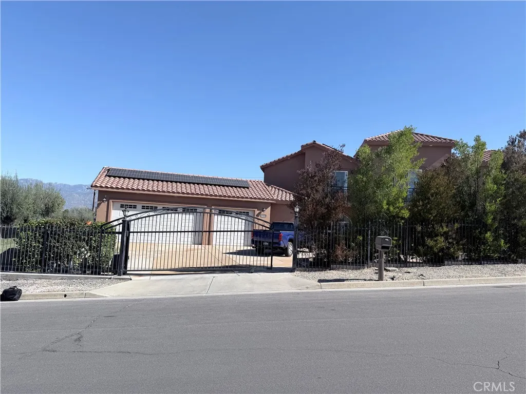 27370 Stonehenge, Hemet, California 92544 home-pic-1
