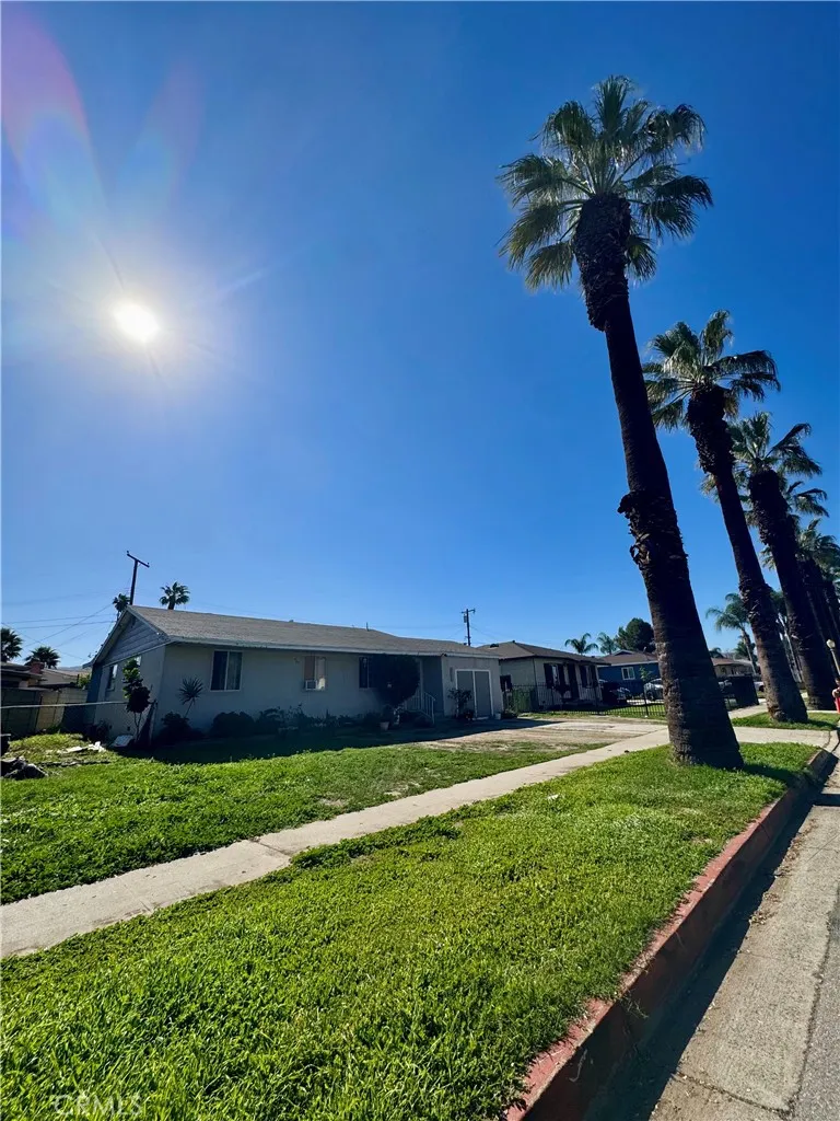 1084 Circle City, Corona, California 92879 home-pic-1