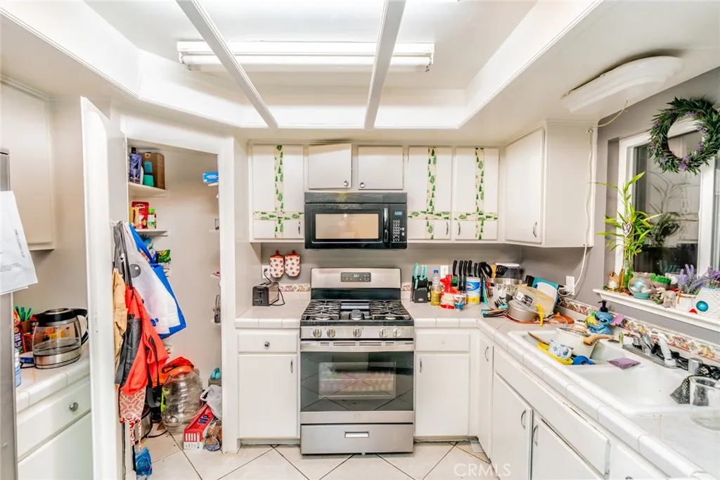 17307 Longmeadow, Palmdale, California 93591 home-pic-10