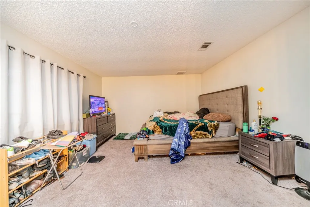 17307 Longmeadow, Palmdale, California 93591 home-pic-13