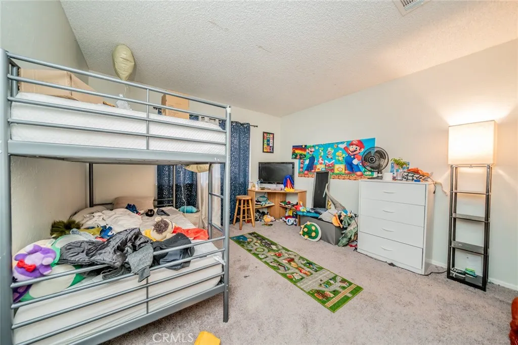 17307 Longmeadow, Palmdale, California 93591 home-pic-15