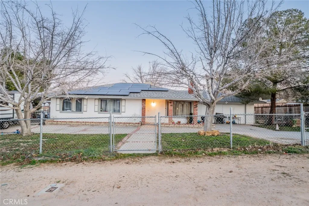 17307 Longmeadow, Palmdale, California 93591 home-pic-1