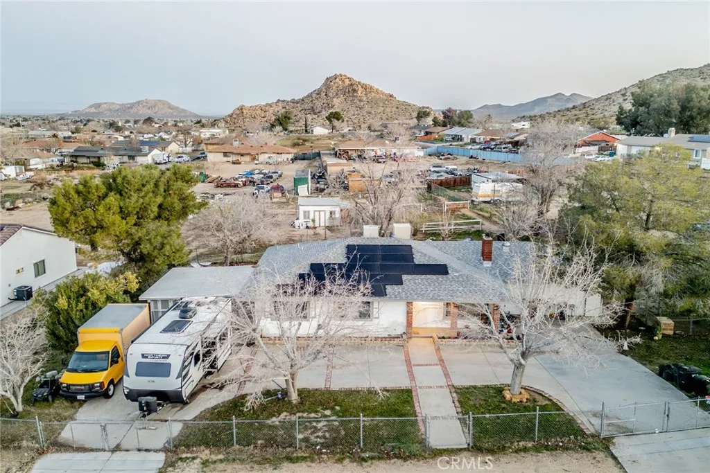 17307 Longmeadow, Palmdale, California 93591 home-pic-35