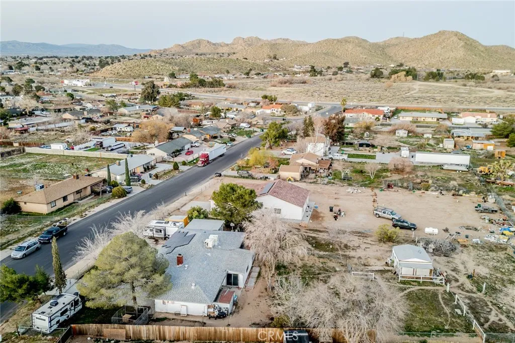 17307 Longmeadow, Palmdale, California 93591 home-pic-39