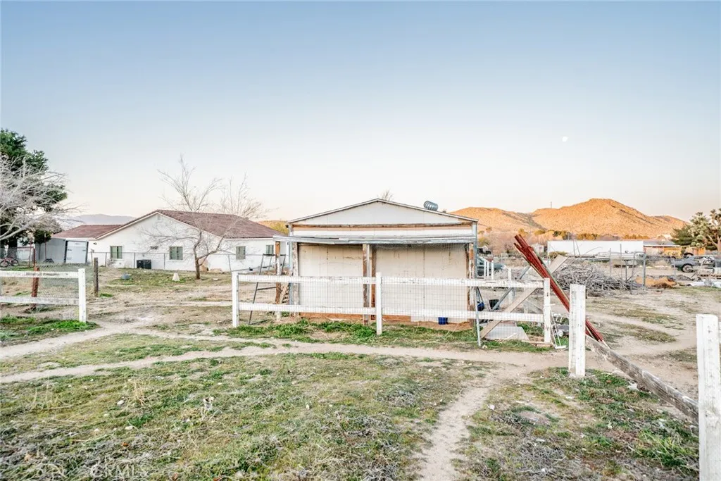 17307 Longmeadow, Palmdale, California 93591 home-pic-25