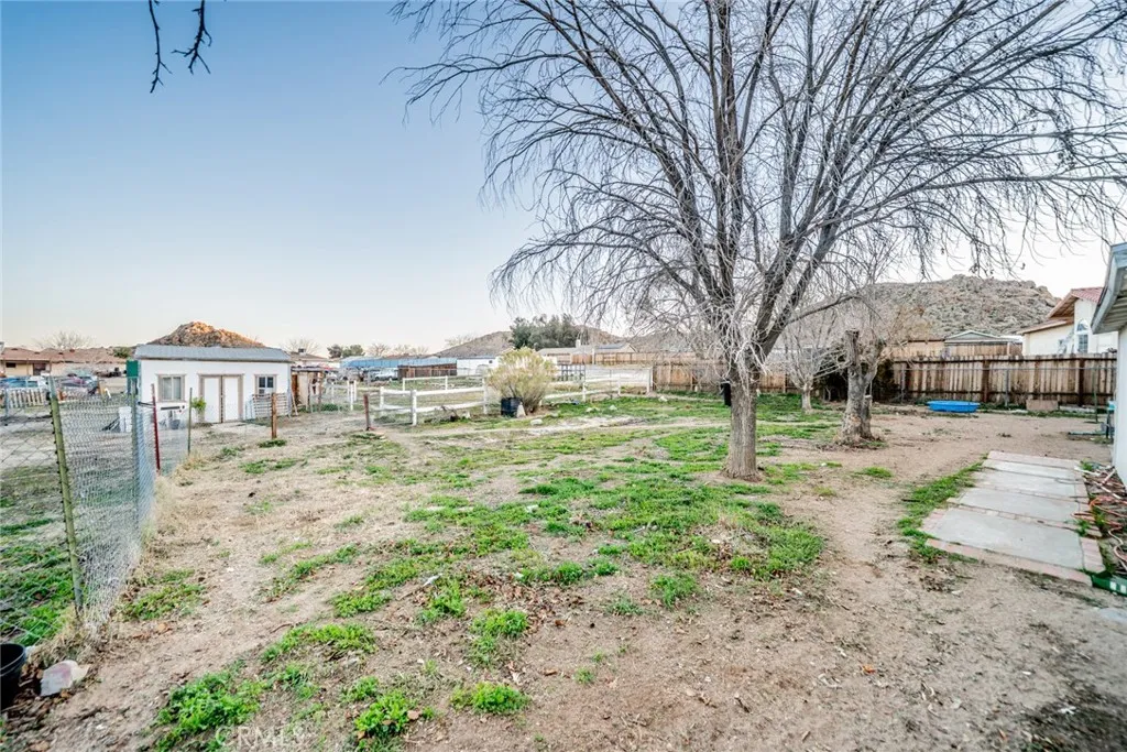17307 Longmeadow, Palmdale, California 93591 home-pic-30