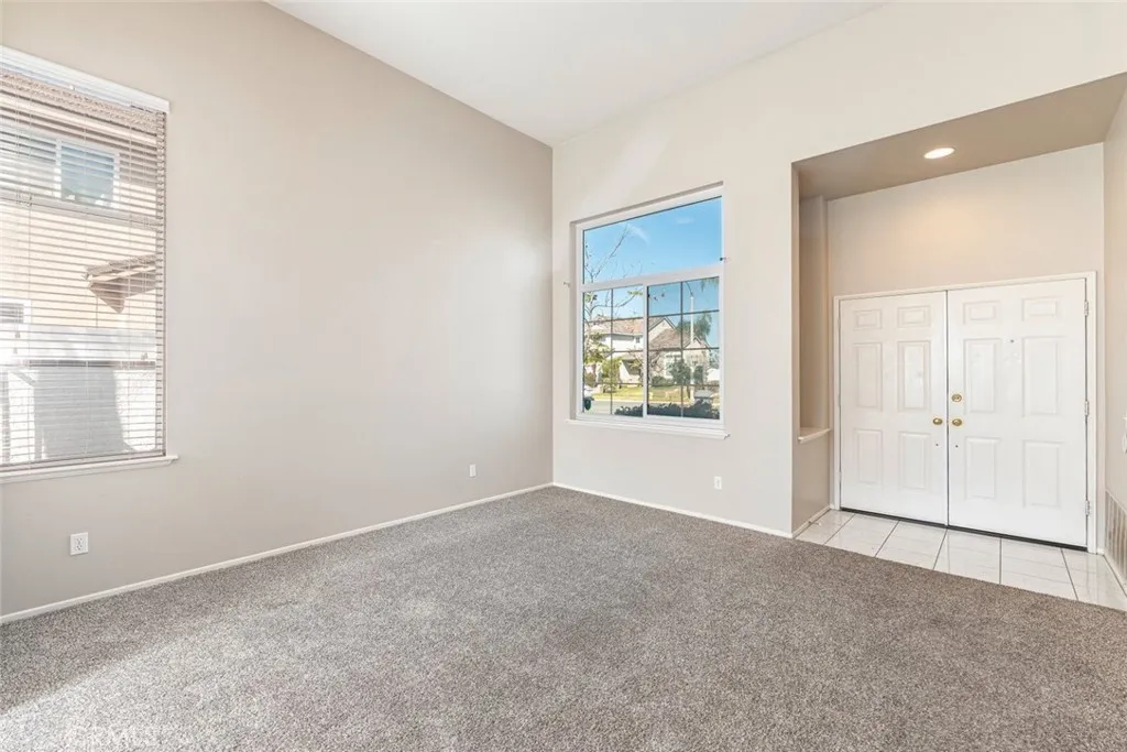 660 Glen Springs, Corona, California 92882 home-pic-11