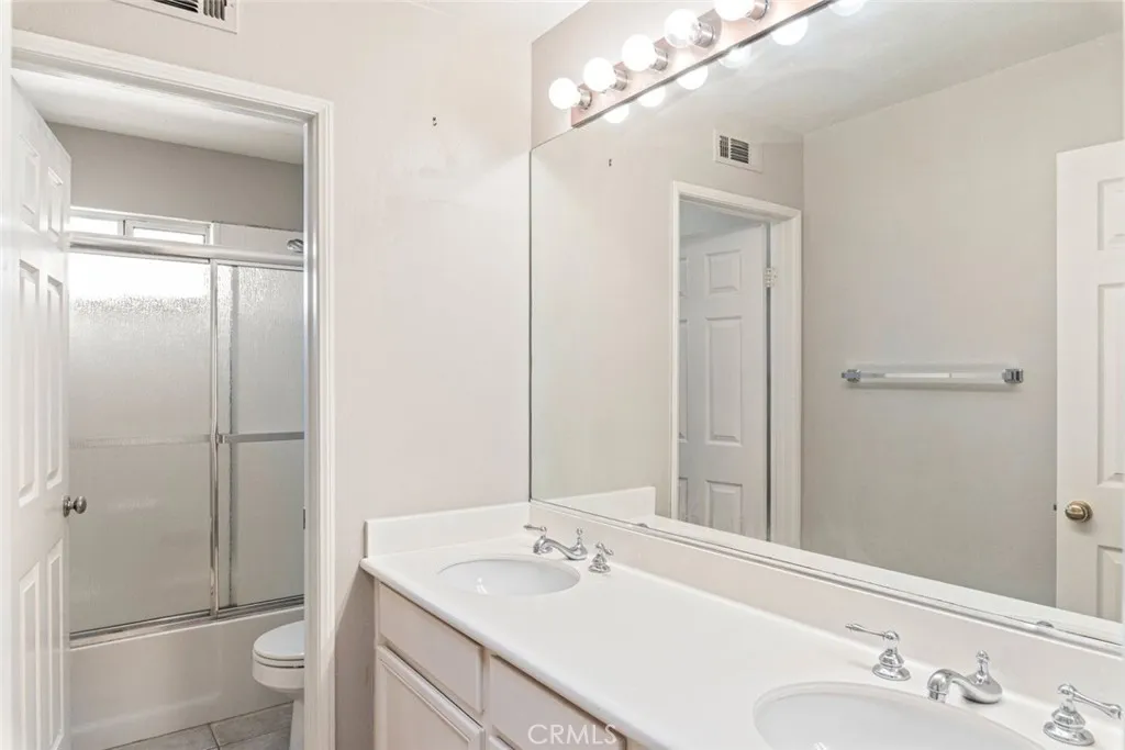 660 Glen Springs, Corona, California 92882 home-pic-29