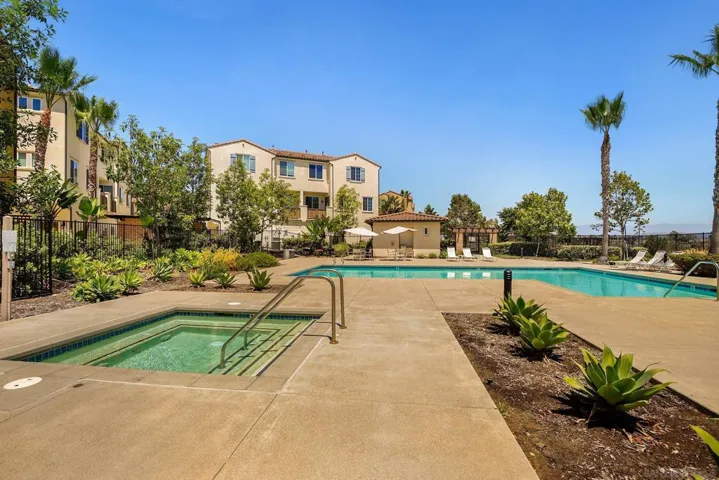 5074 Cascade Way 102, Oceanside, California 92057