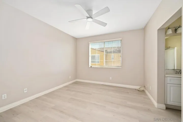 5074 Cascade Way 102, Oceanside, California 92057