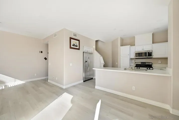 5074 Cascade Way 102, Oceanside, California 92057