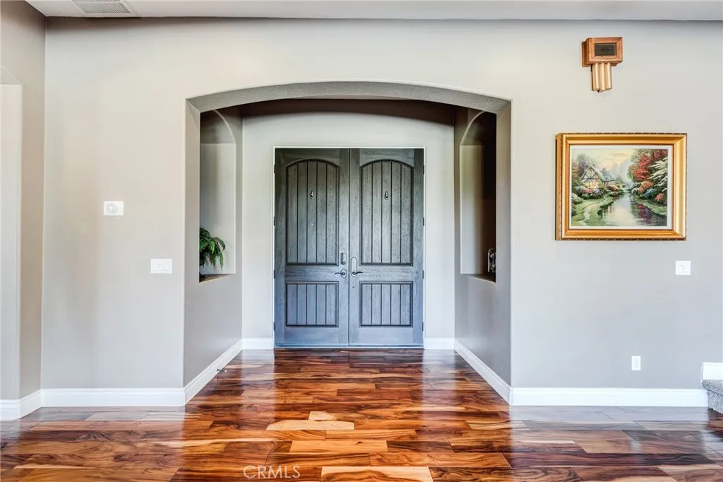 13195 Trailwood Way, Apple Valley, California 92308 home-pic-12