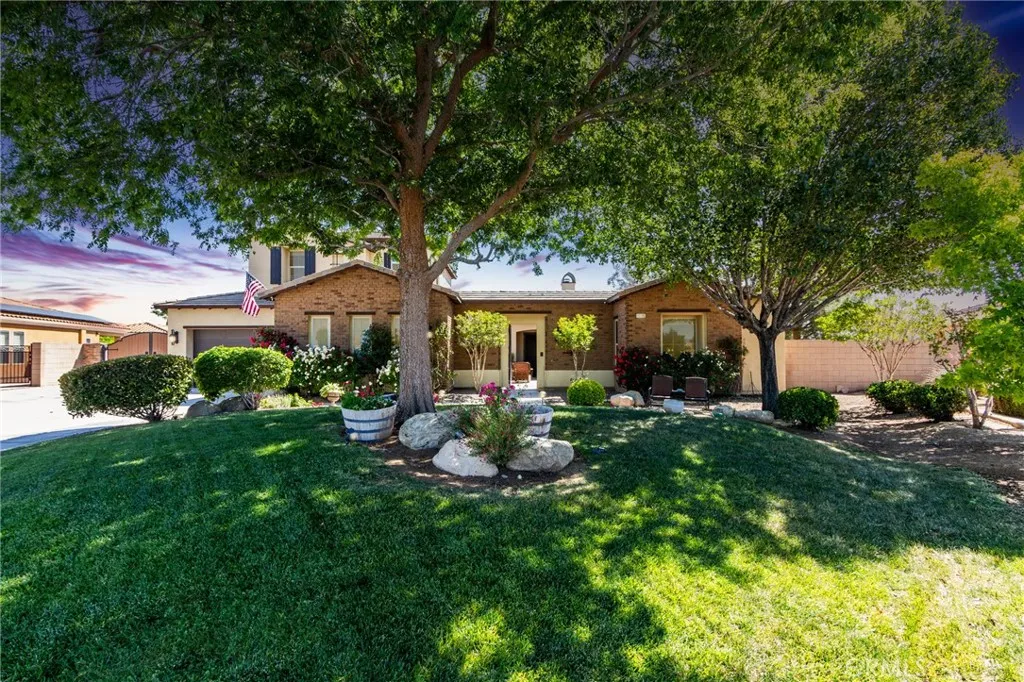13195 Trailwood Way, Apple Valley, California 92308 home-pic-1