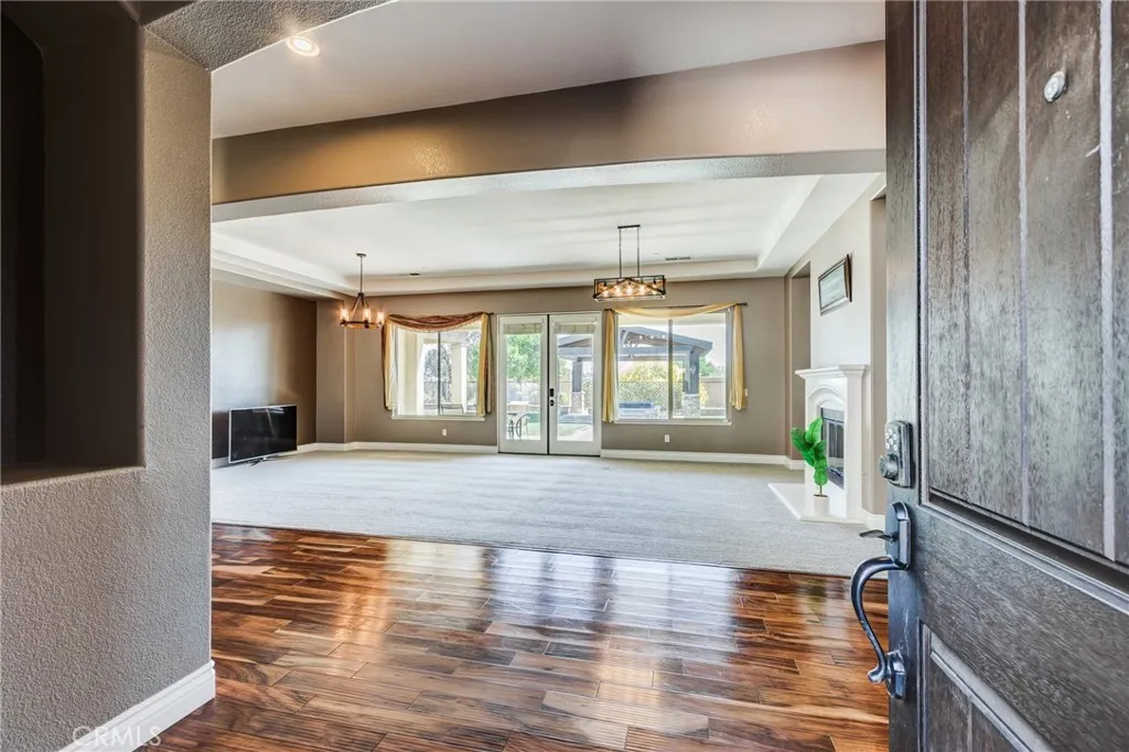 13195 Trailwood Way, Apple Valley, California 92308 home-pic-11