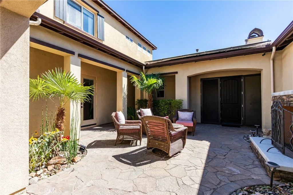 13195 Trailwood Way, Apple Valley, California 92308 home-pic-8