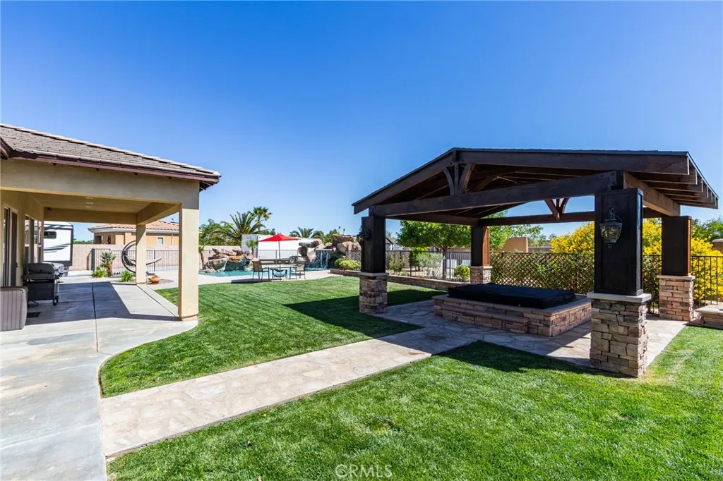 13195 Trailwood Way, Apple Valley, California 92308 home-pic-70